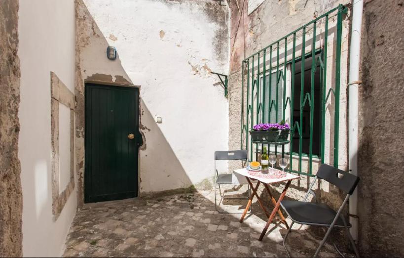 Duplex Alfama Apartment Lisbon Exterior photo